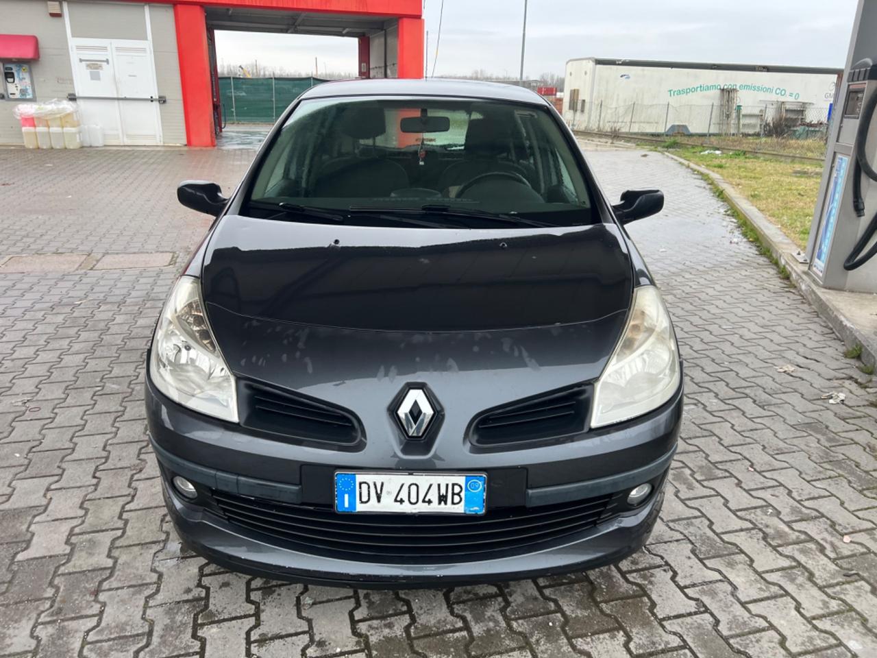 RENAULT CLIO 1.2 GPL VALIDO MODELLO LE IENE NEOPATENTATI