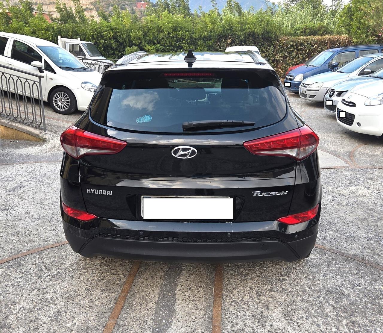 Hyundai Tucson 1.7 CRDi XPossible FULL GARANZIA