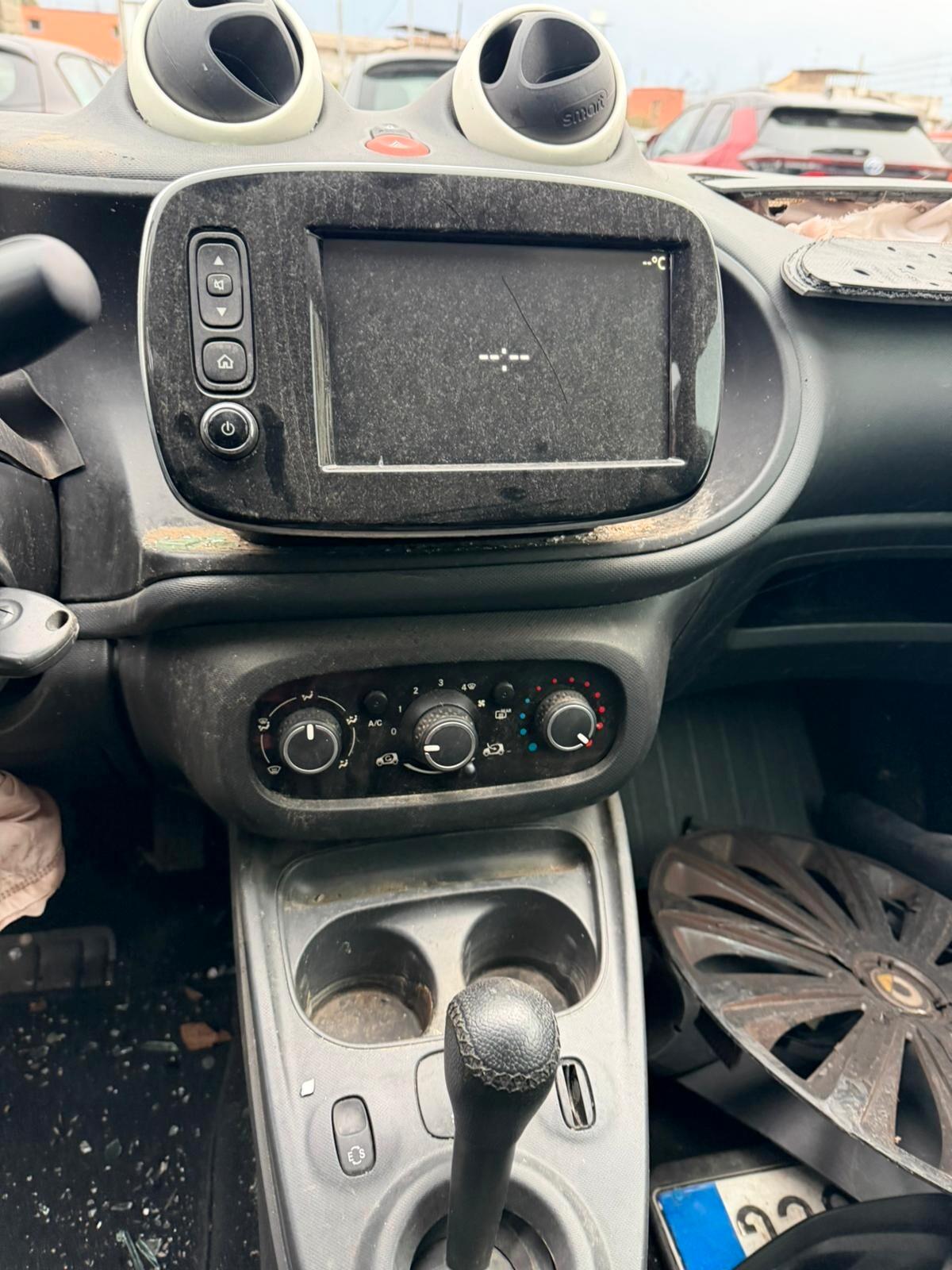 Smart ForFour 1,0 sinistrato - 2017