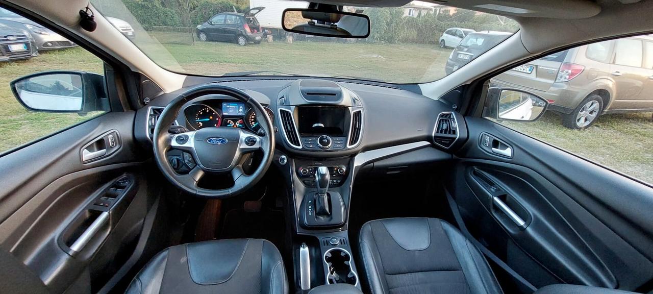 Ford Kuga 2.0 TDCI 150 CV S&S 4WD Powershift Titanium