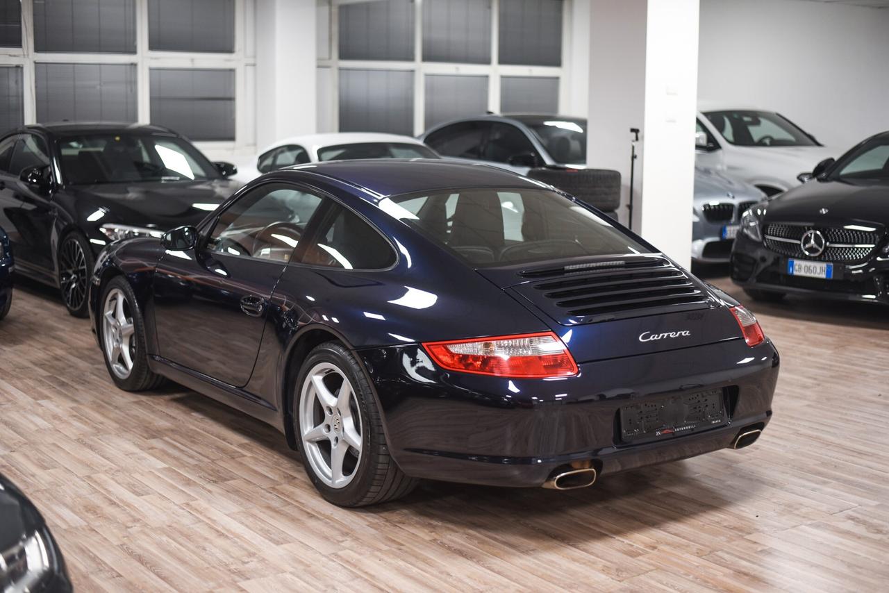 Porsche 911 Carrera Coupé