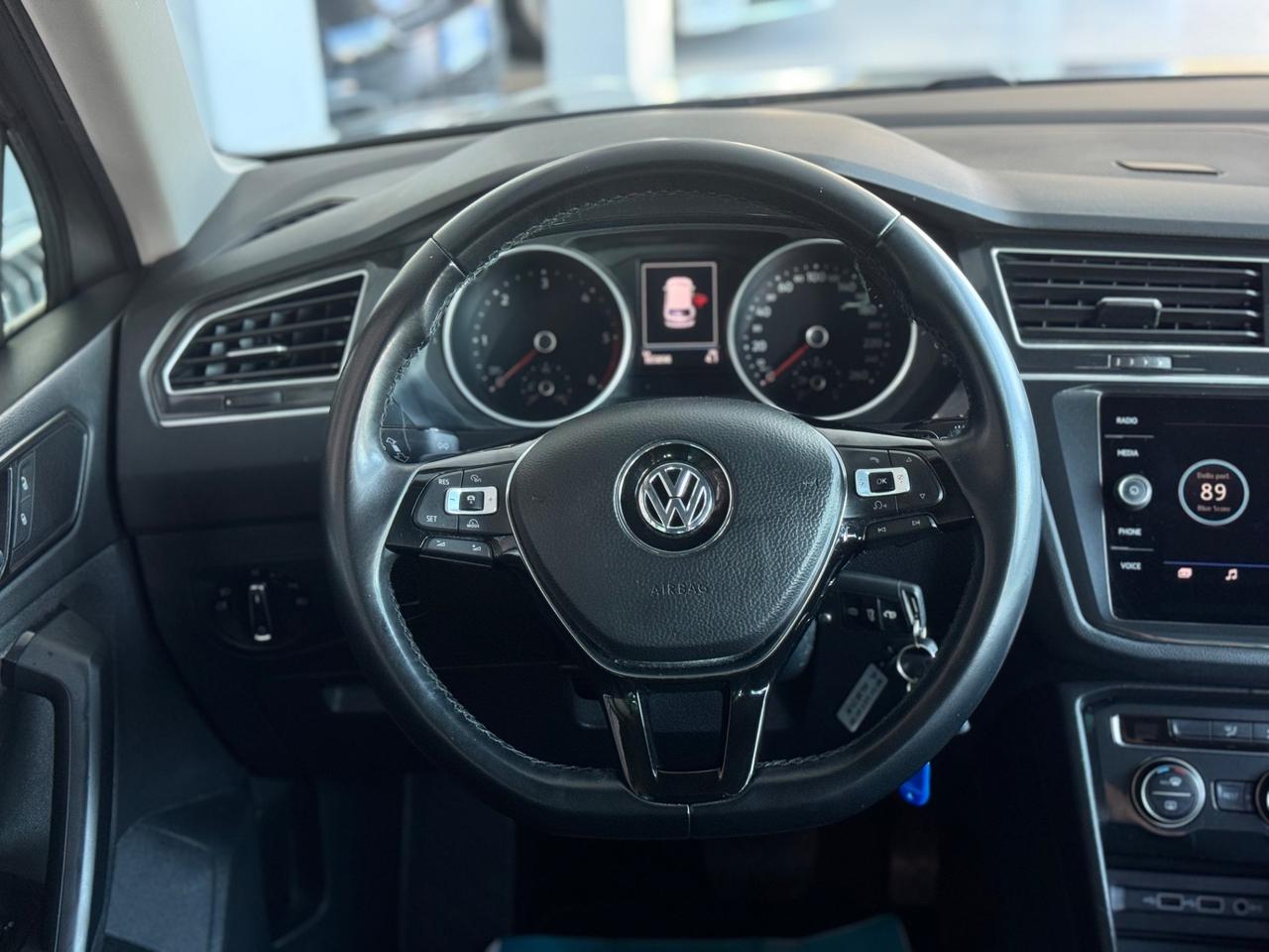 Volkswagen Tiguan 2.0 TDI 150cv DSG R-LINE ACC LED