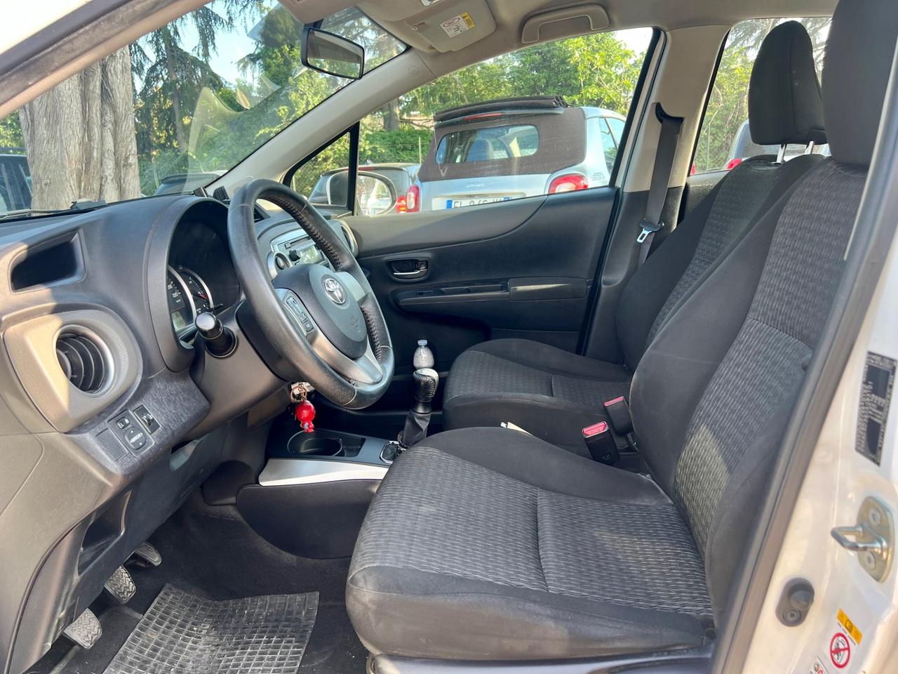 Toyota Yaris 1.0 5 porte Lounge
