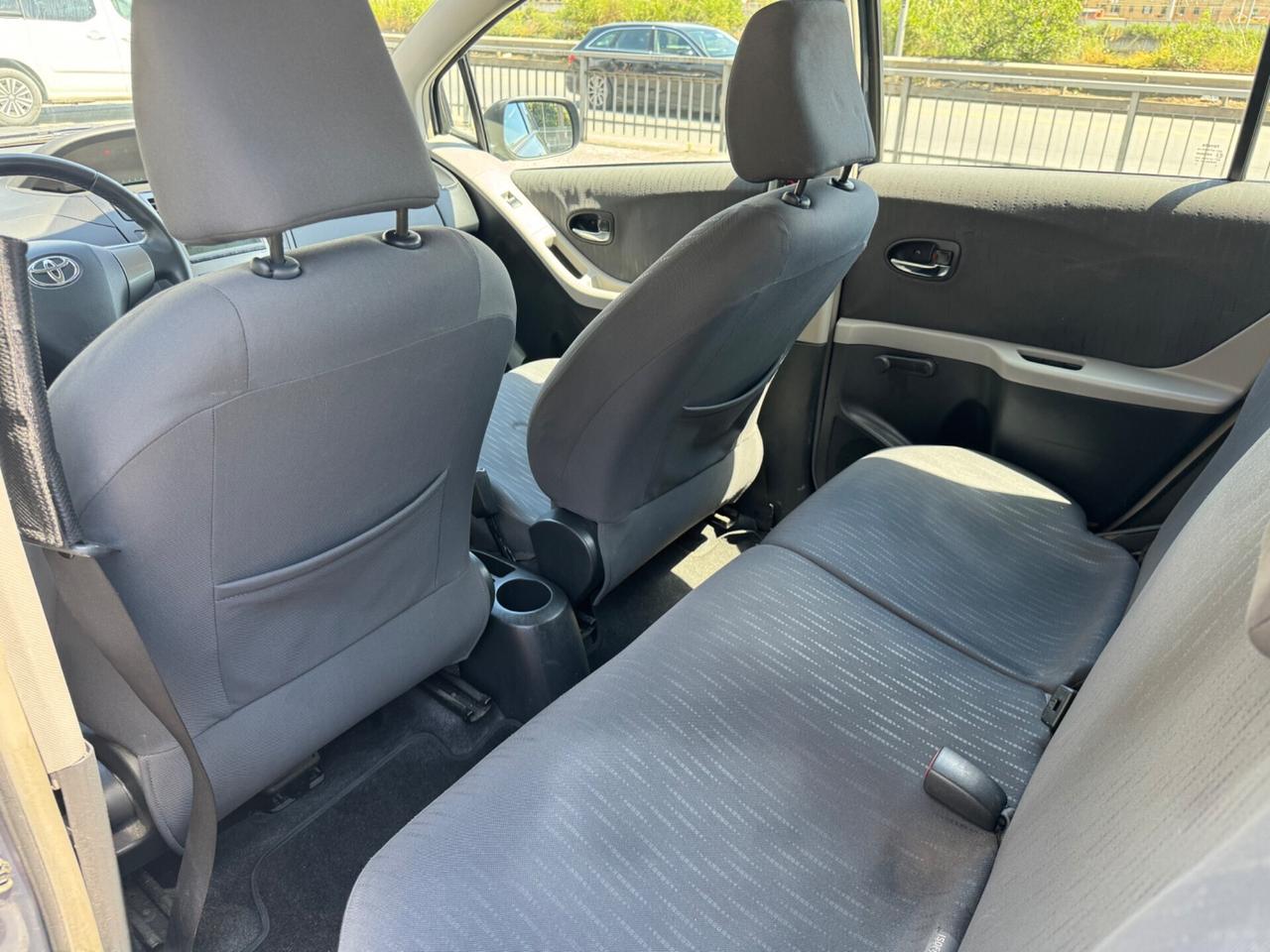 Toyota Yaris 1.3 5 porte 2009 neopatentati