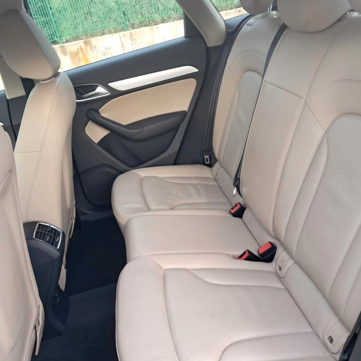 Audi Q3 2.0 TDI 150 CV Design