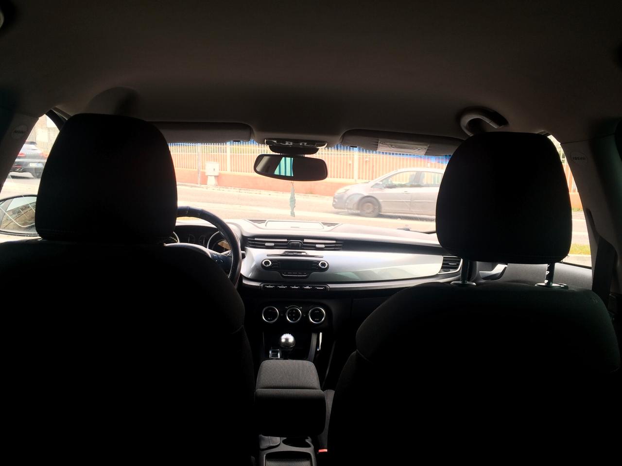 2013 Alfa Romeo Giulietta 1.6 JTDm-2 105 CV Distinctive tagliandata !