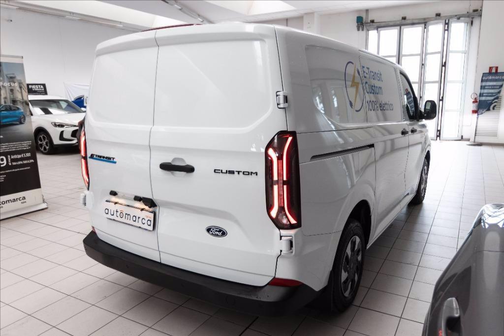 FORD e Transit custom V710 320 64kWh 136cv Trend L1H1 del 2025