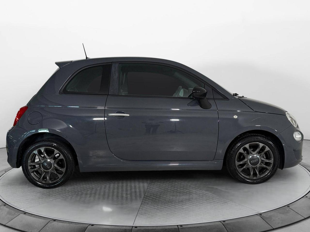Fiat 500 1.0 hybrid Connect 70cv