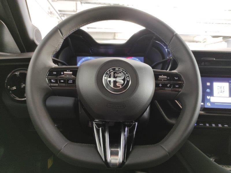 ALFA ROMEO Junior - Junior 1.2 136 CV Hybrid eDCT6