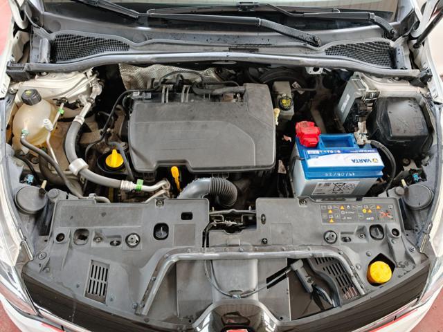 RENAULT Clio 1.2 Benzina ( KM 90.000 TAGLIANDATI )