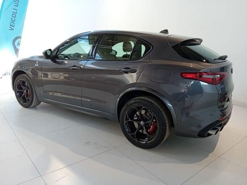 Alfa Romeo Stelvio 2.9 Bi-Turbo V6 510 CV AT8 Quadrifoglio
