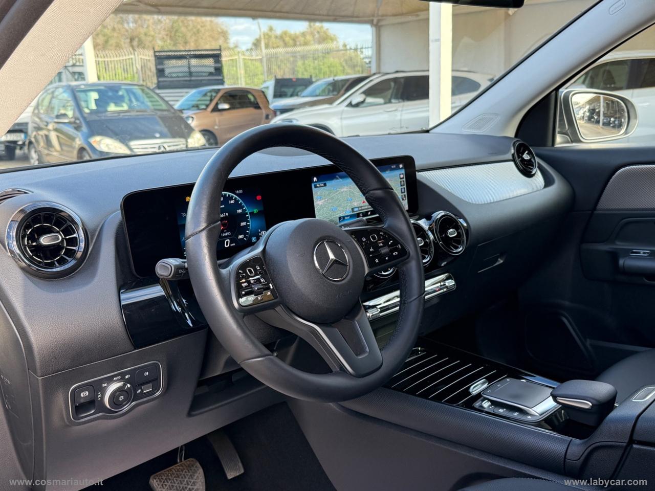 MERCEDES-BENZ GLA 200 d Automatic Business