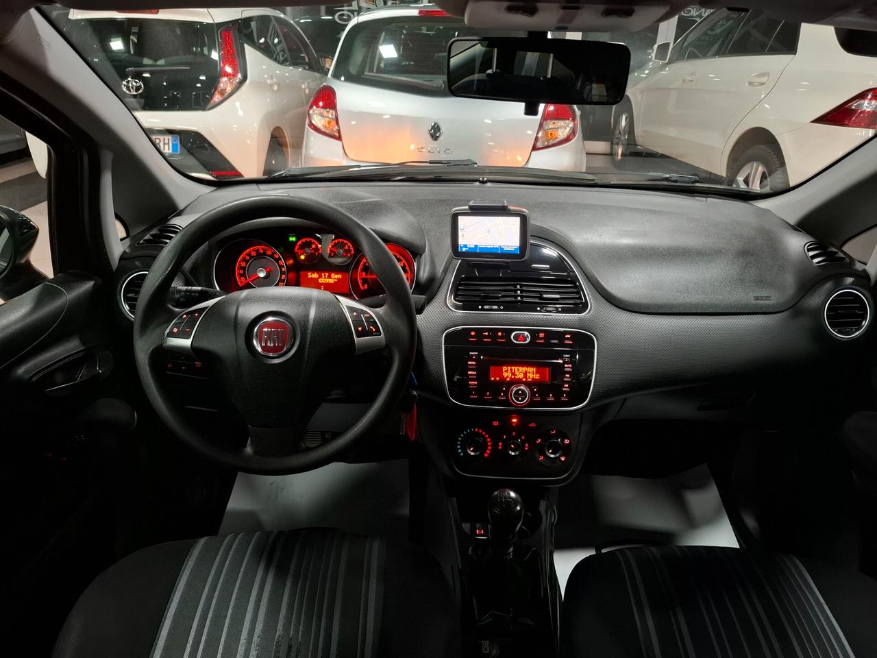 Fiat Punto Evo 1.4 benzina Neopatentato