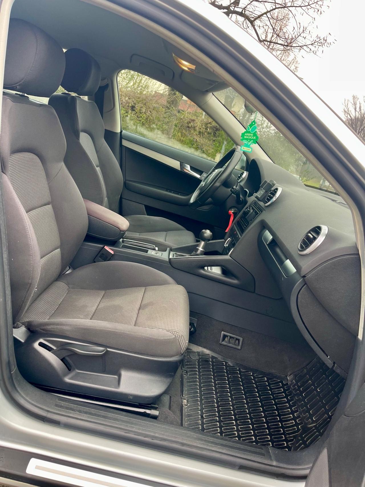 Audi A3 SPB 1.4 16V TFSI Attraction