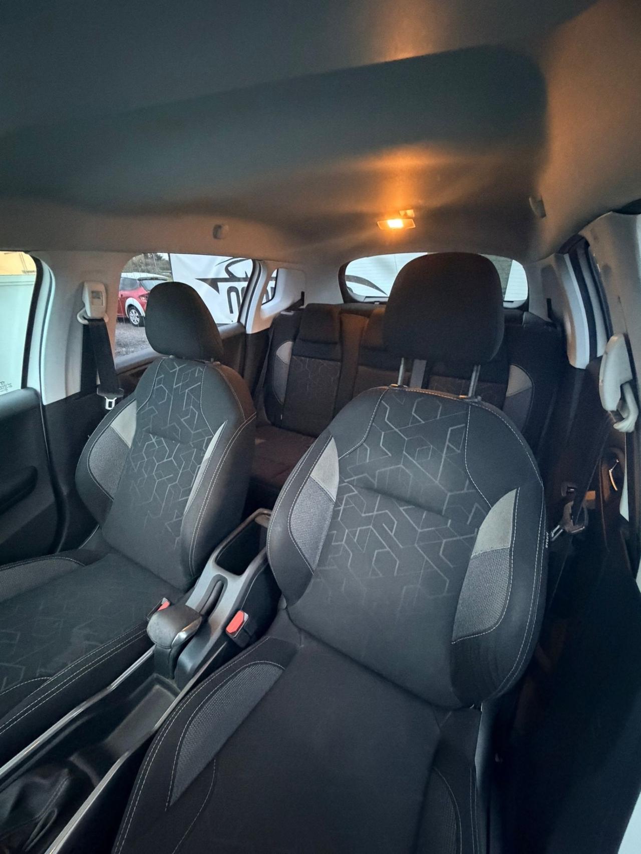 Peugeot 2008 BlueHDi 100 S&S Allure