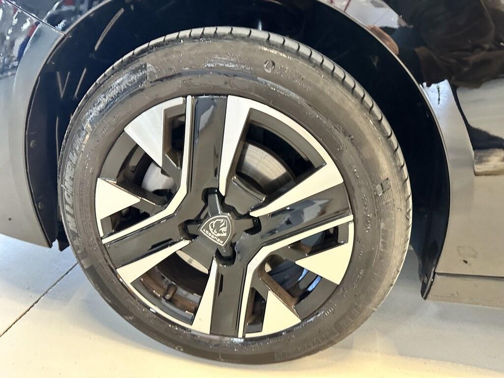 Peugeot 208 1.2 PureTech Allure