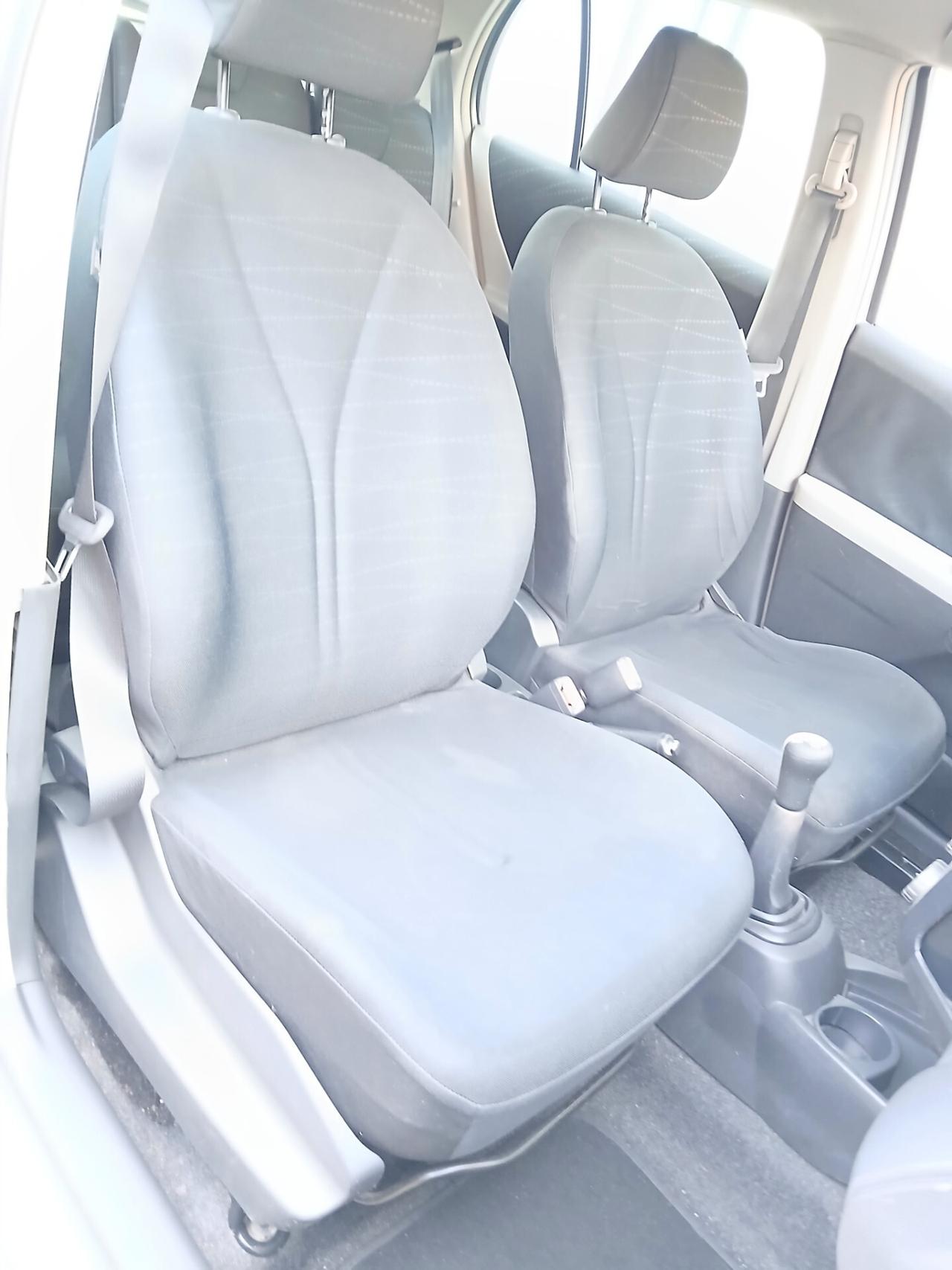 Toyota Yaris OK NEOPATENTATI 4 CILINDRI