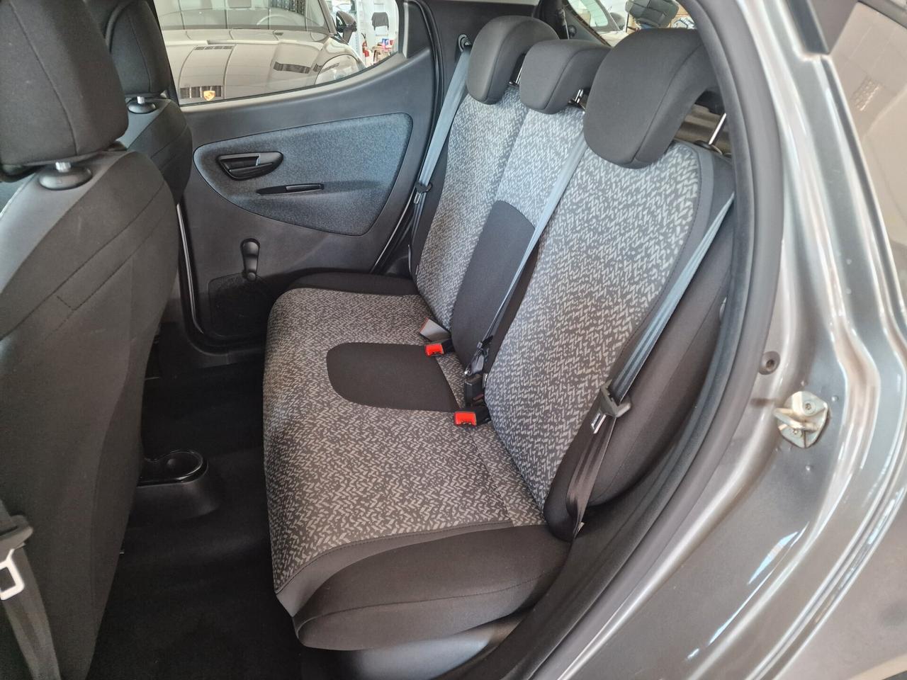 Lancia Ypsilon 1.0 Hybrid Ecochic 2022