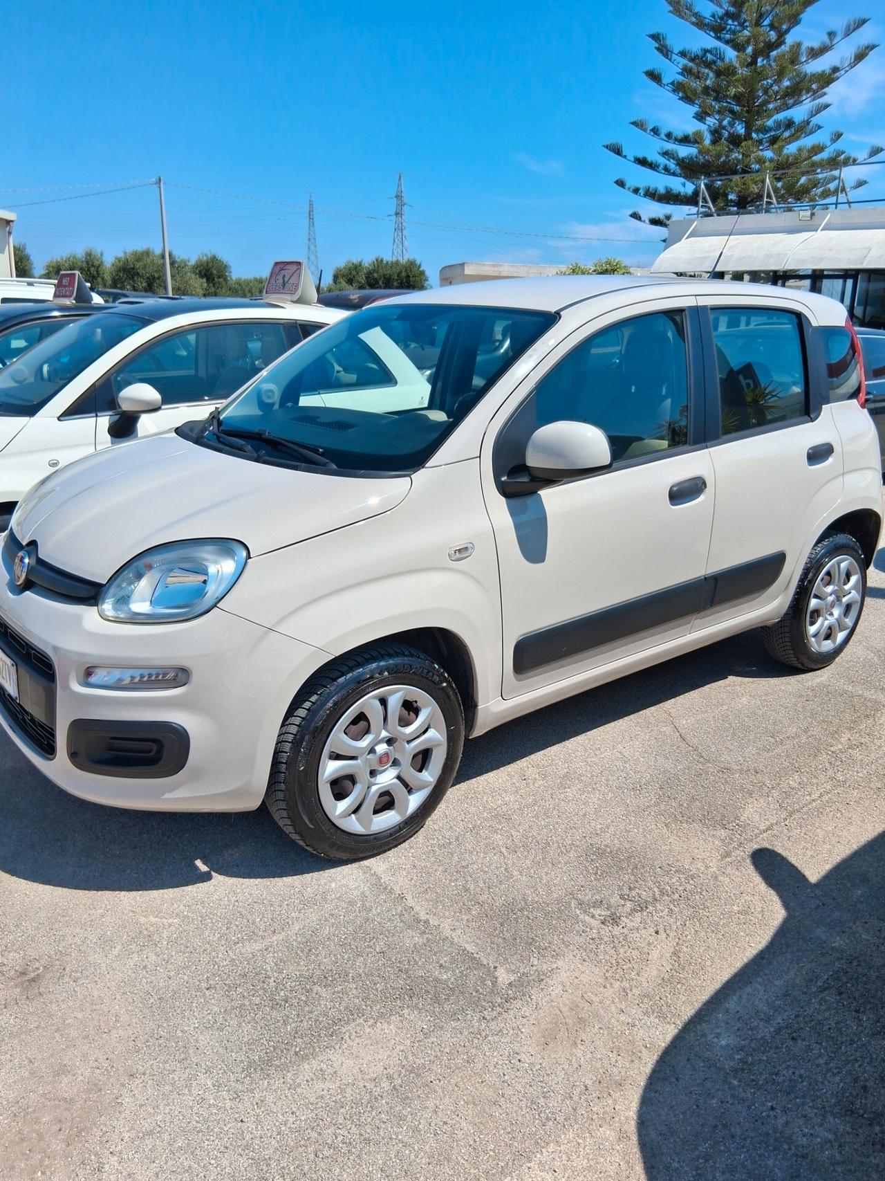 Fiat Panda 0.9 TwinAir Turbo Natural Power Lounge