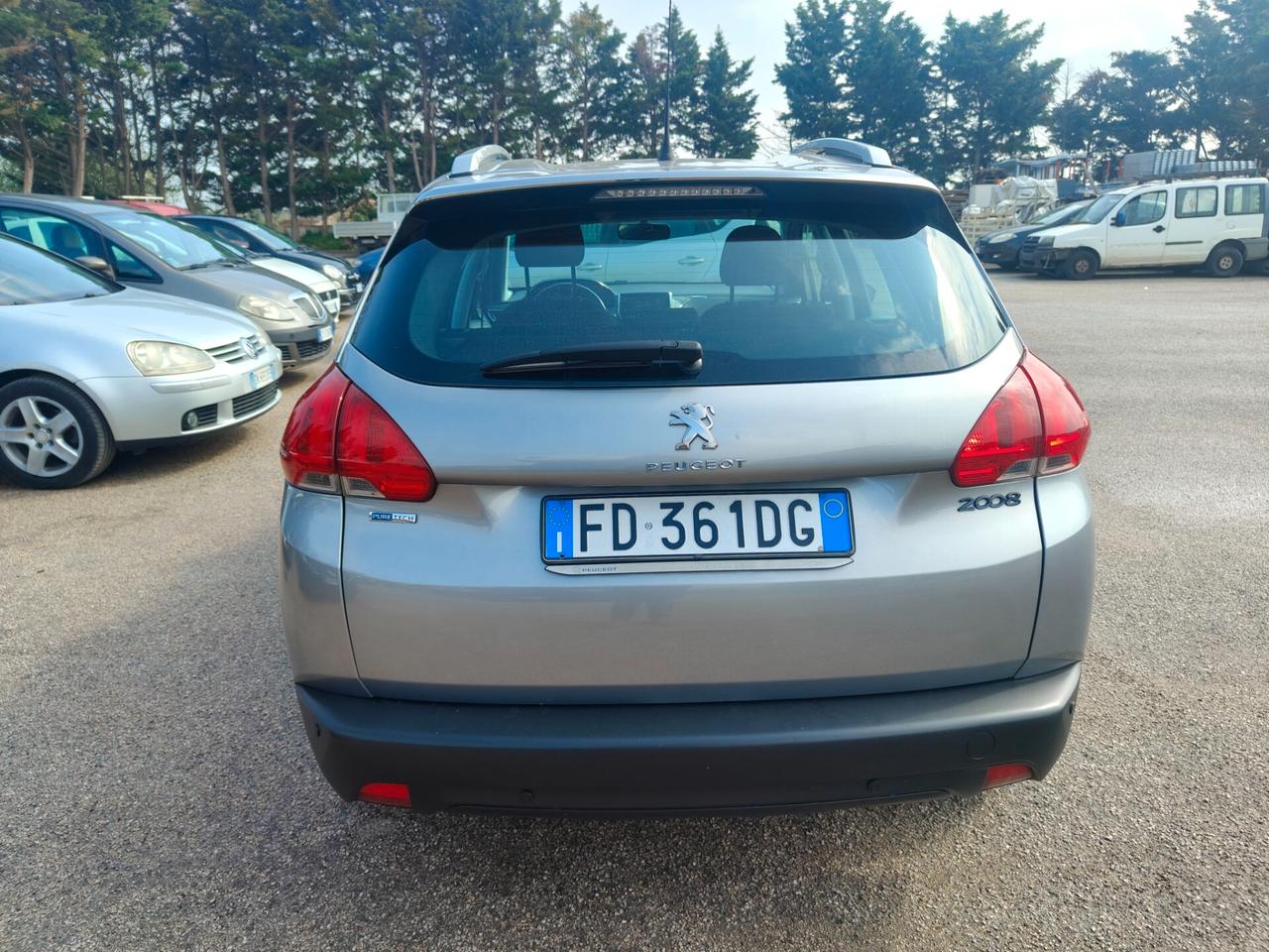 Peugeot 2008 1.2 PureTech Active MOTORE NUOVO