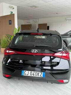 Hyundai i20 1.2 MPI MT Connectline