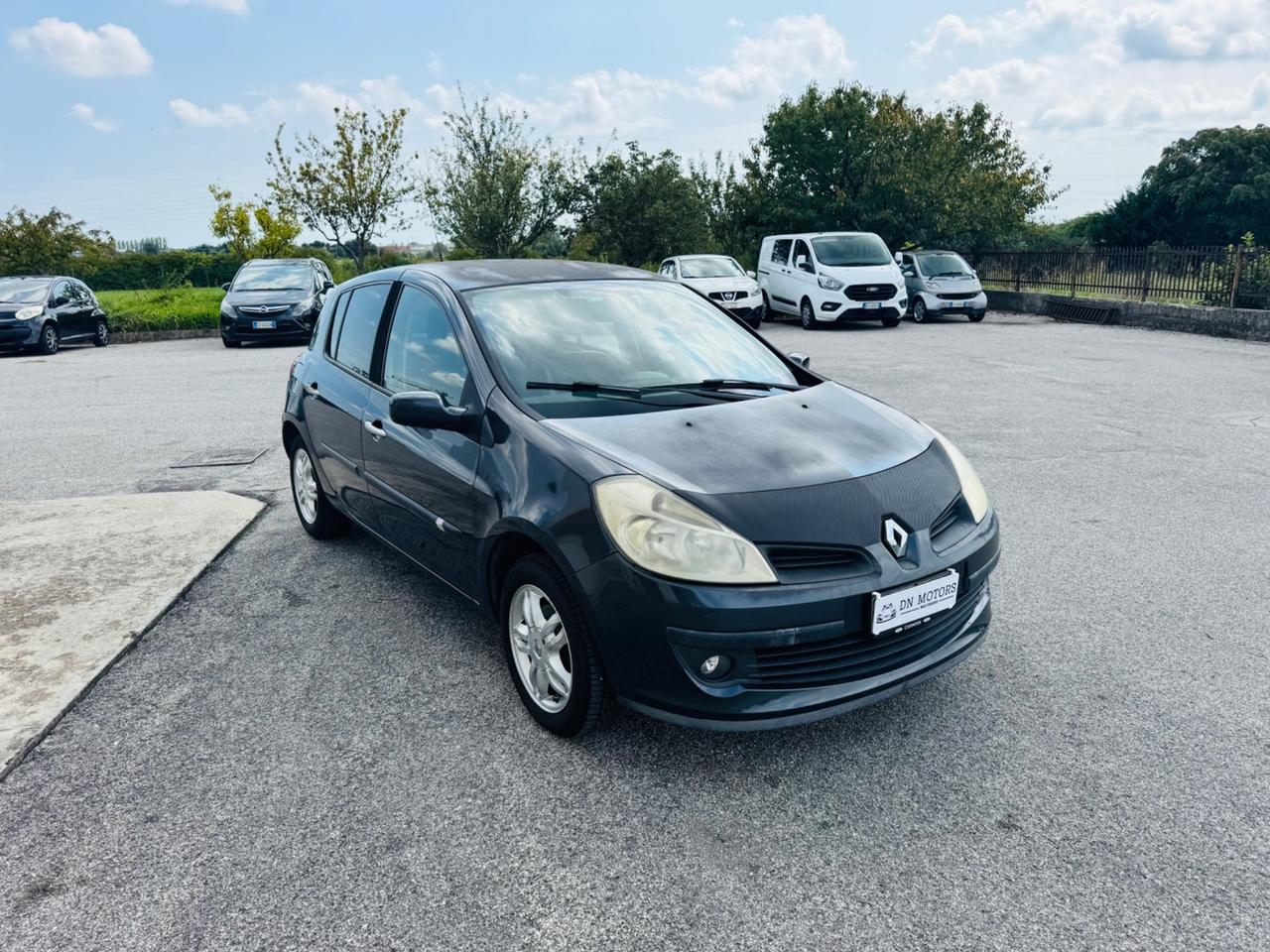 Renault Clio le iene 2008 1.2 benzina gpl 220.000km neo