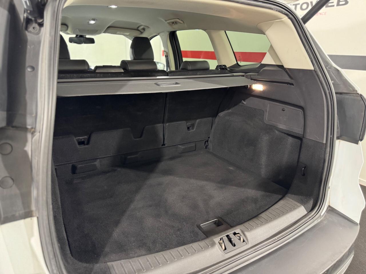 Ford Kuga 1.5 TDCI 120 CV S&S 2WD Powershift Titanium