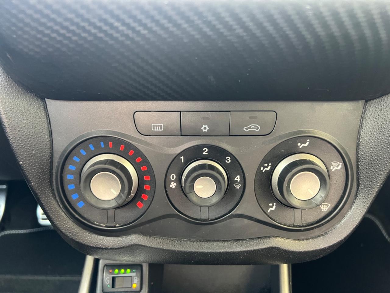 Alfa Romeo MiTo 1.4 T 120 CV GPL Urban