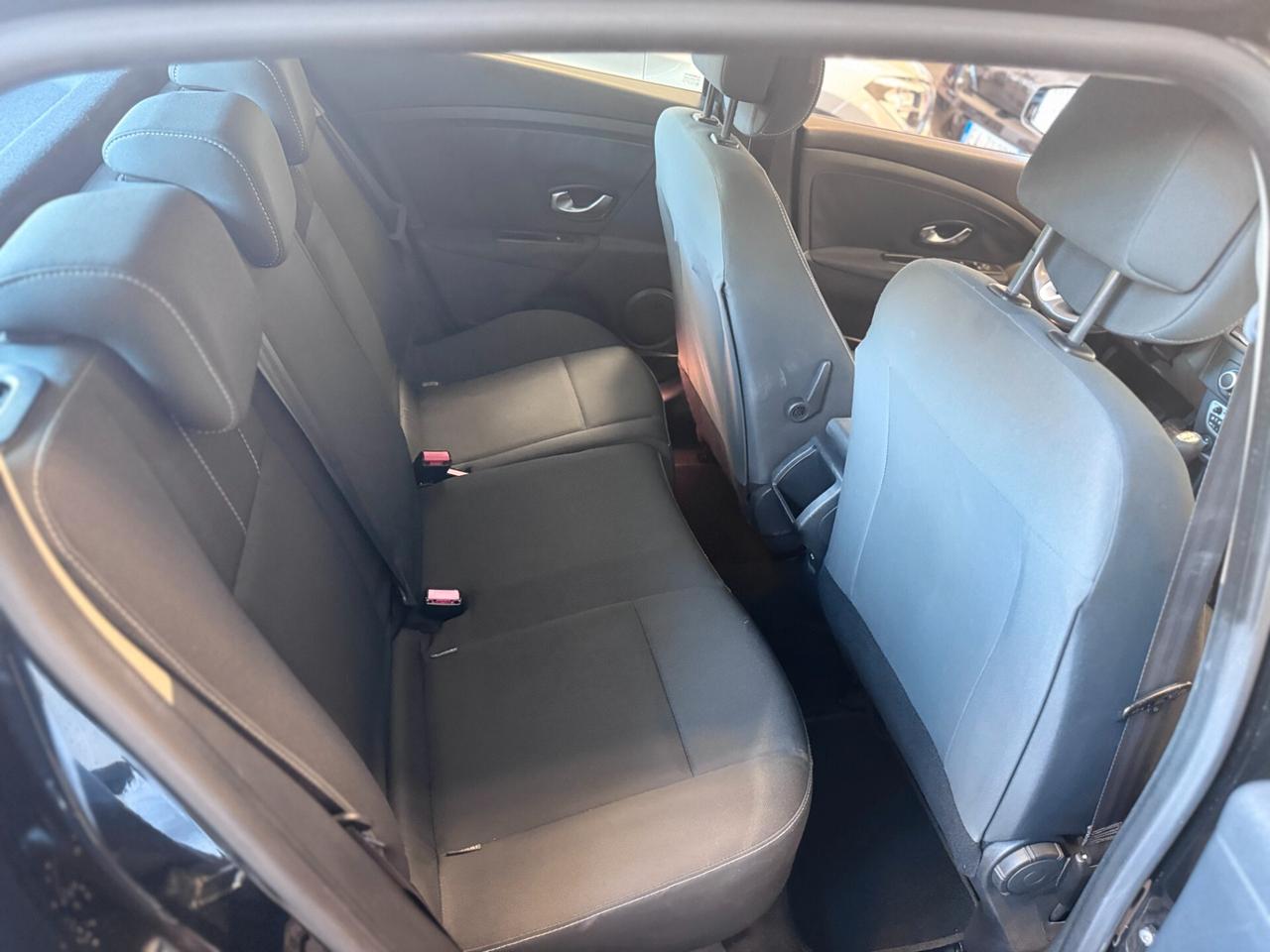 Renault Megane Mégane 1.5 dCi 110CV Attractive