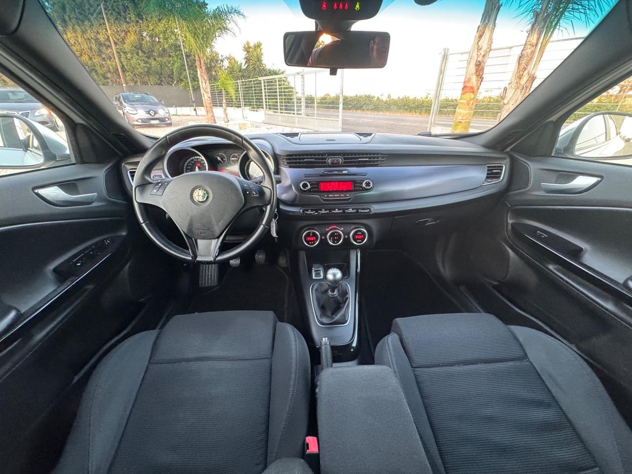 Alfa Romeo Giulietta 1.6 JTDm-2 105 CV Distinctive