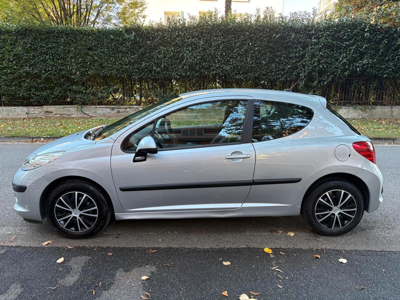 Peugeot 207 1.4 HDi 70CV 3p. X Line disel