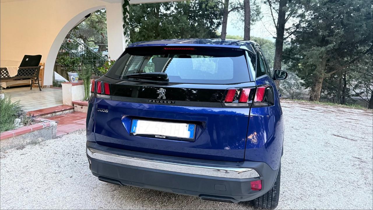 Peugeot 3008 BlueHDi 130 S&S Allure