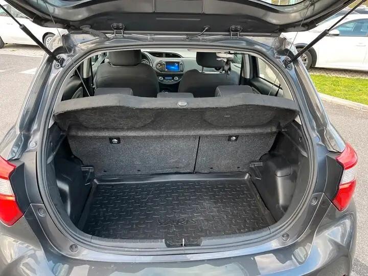 Toyota Yaris 1.5 Hybrid 5 porte Business