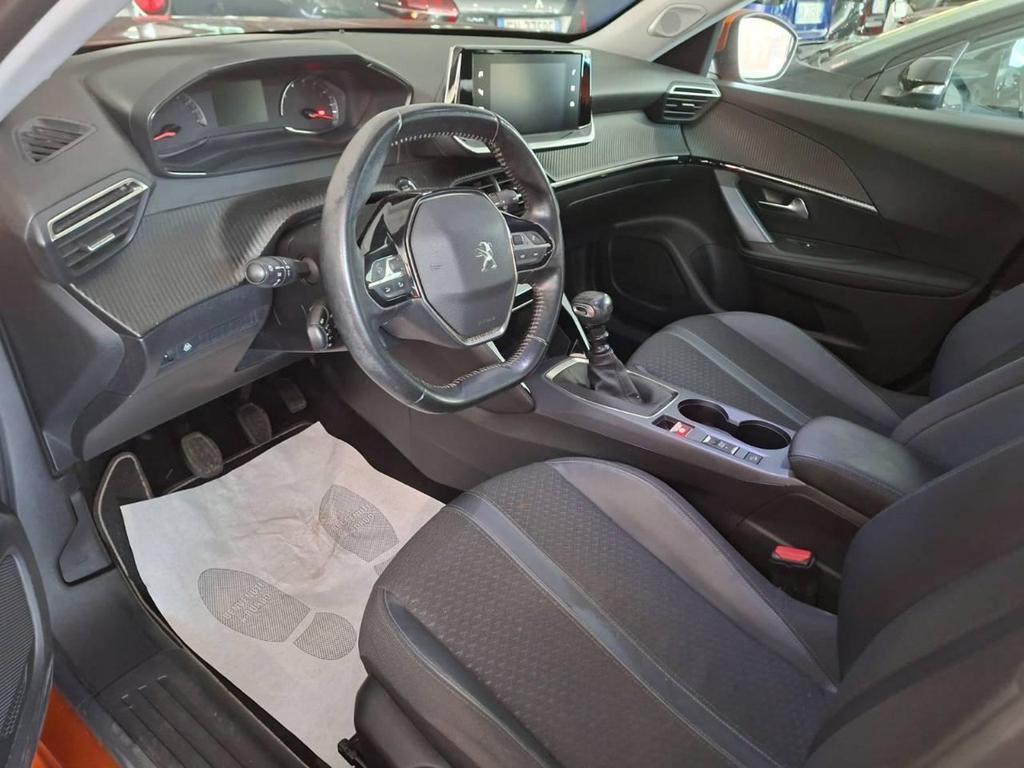 Peugeot 2008 1.5 BlueHDi Allure