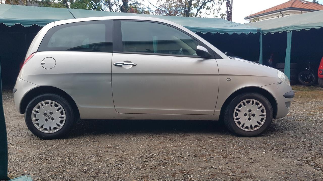 Lancia Ypsilon FUNZIONANTE ANCHE ARIA CONDIZIONATA!!!