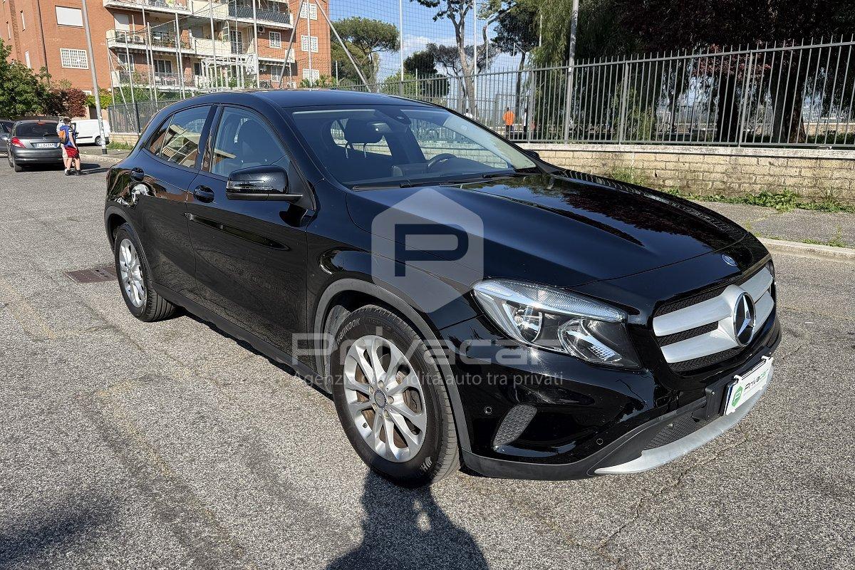 MERCEDES GLA 180 Business