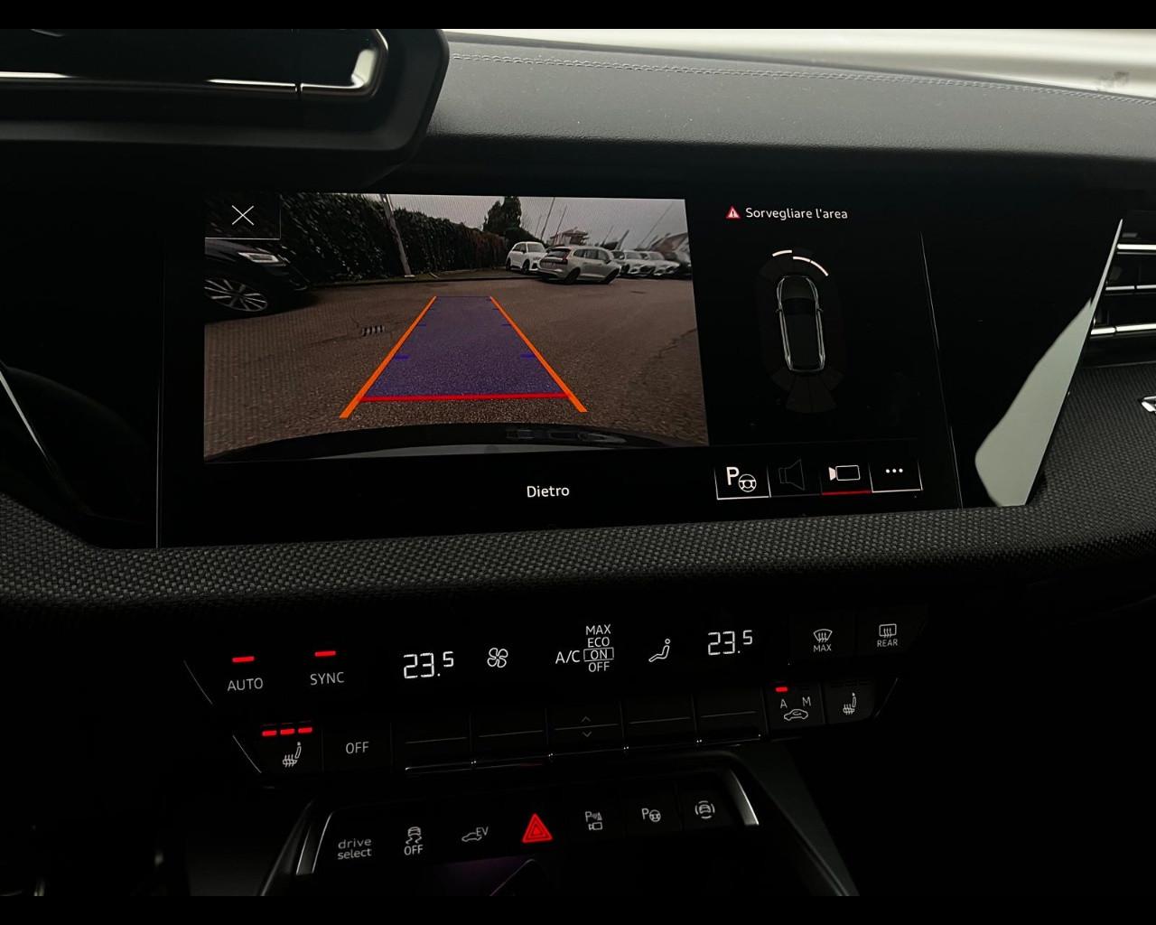 AUDI A3 ALLSTREET 40 TFSIe S-TRONIC IDENTITY CONTRAST