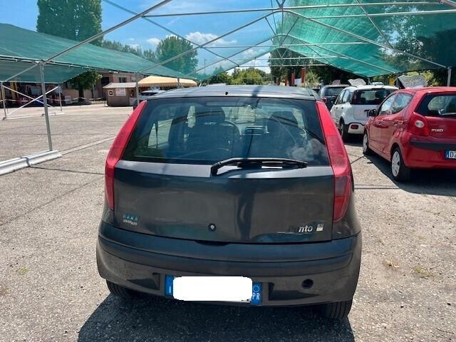 Fiat Punto 1.2i cat 5 porte EL