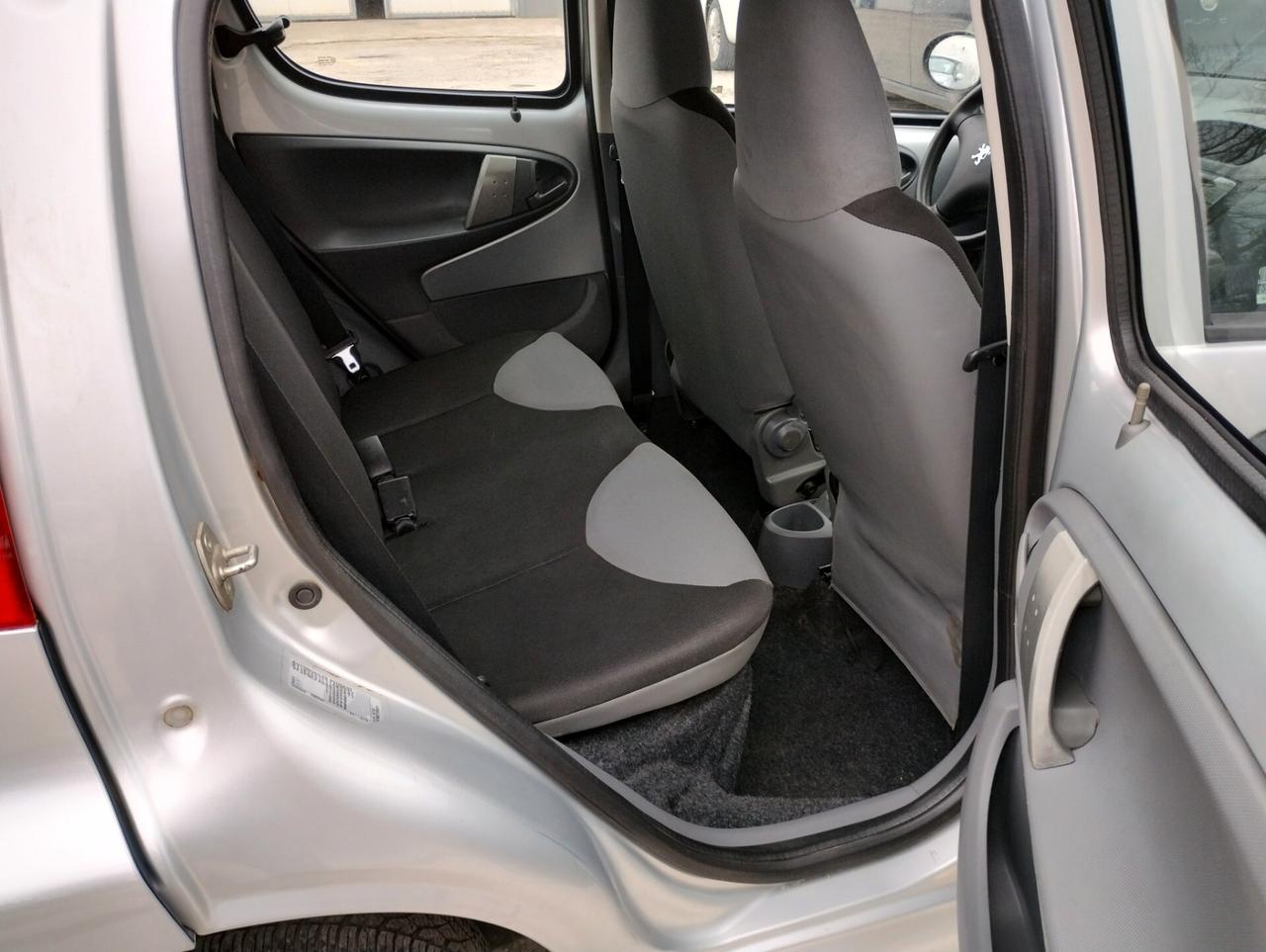 PEUGEOT 107 1.0 68CV 5P Plaisir 2010