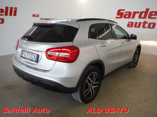 MERCEDES-BENZ GLA 200 d Automatic Business.