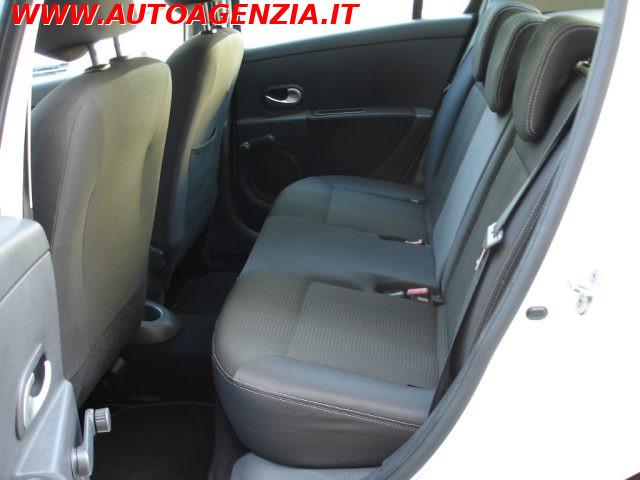 RENAULT Clio 1.2 16V 5 porte Dynamique