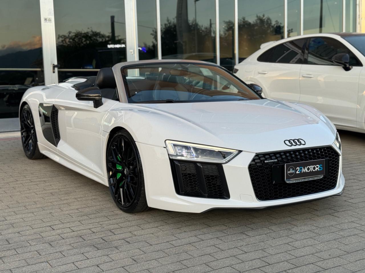 Audi R8 Spyder 5.2 V10 fsi quattro 540cv s-tronic