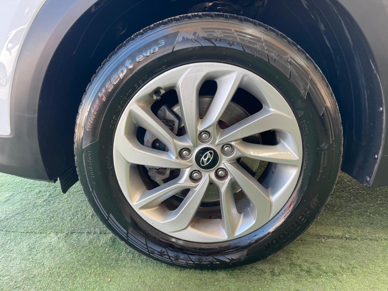 HYUNDAI TUCSON 1.7 DIESEL 116CV X-POSSIBLE