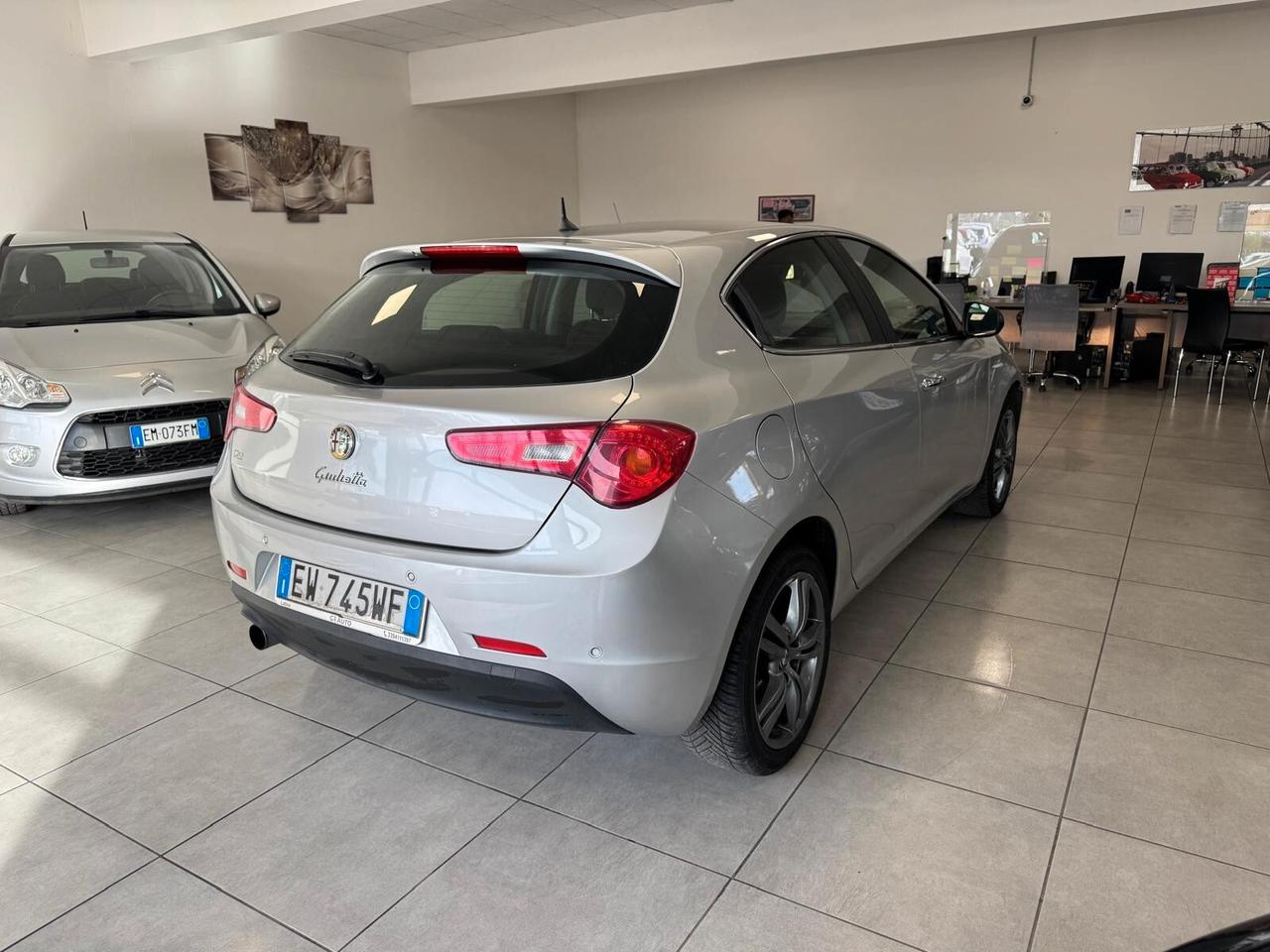 Alfa Romeo Giulietta 1.6 JTDM-2 105CV EXCLUSIVE 2014