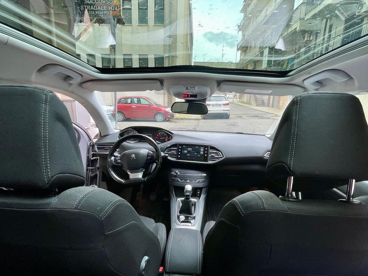 Peugeot 308 1.6 e-HDi 115 CV Allure