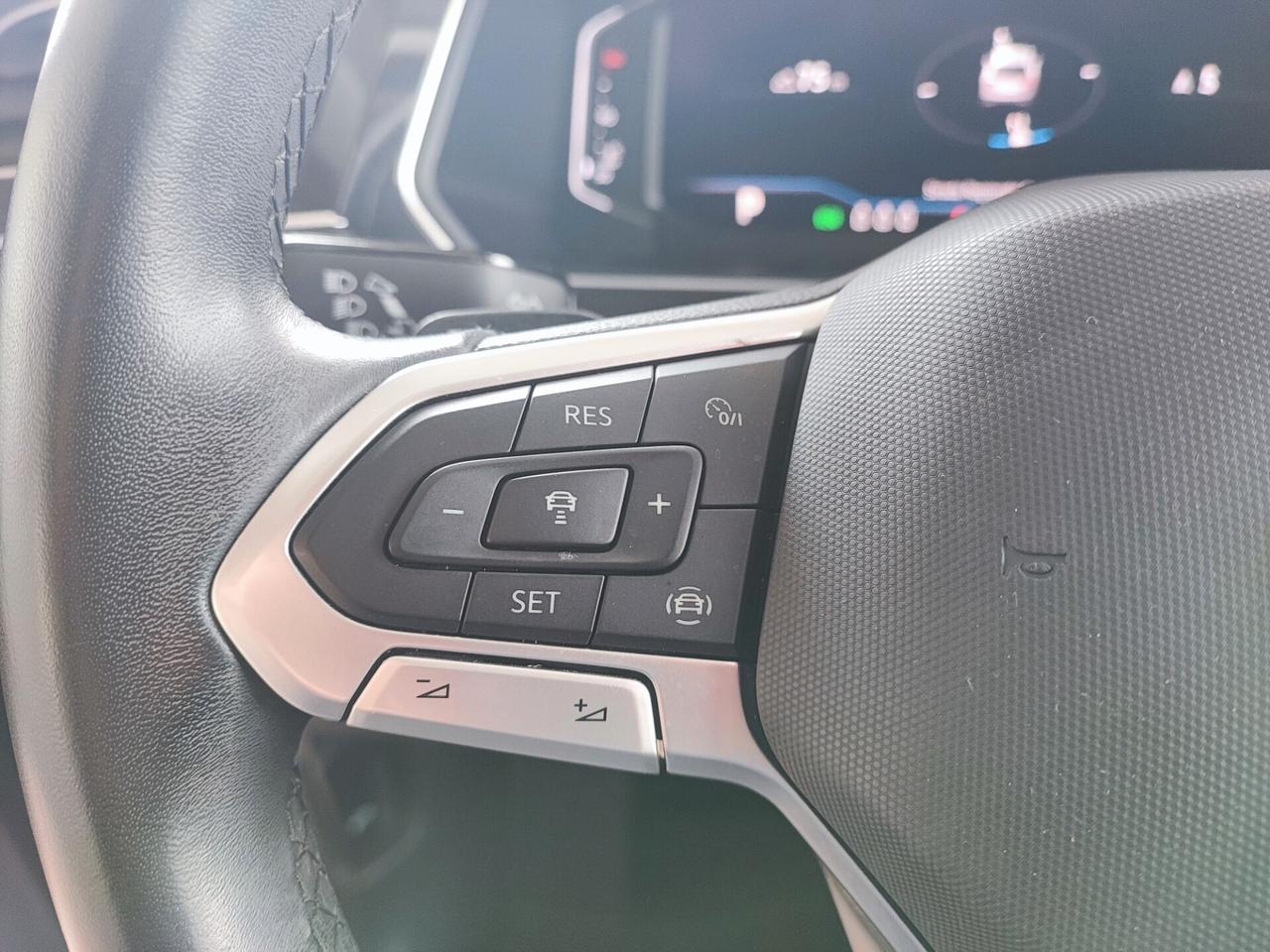 Volkswagen Tiguan 2.0 TDI 150 CV SCR DSG 4MOTION Elegance