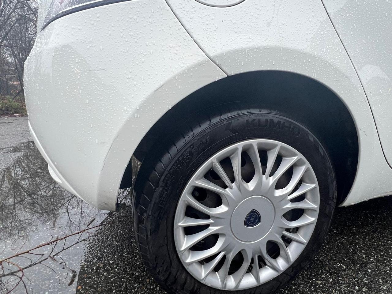 Lancia Ypsilon Silver 1.2 #8395