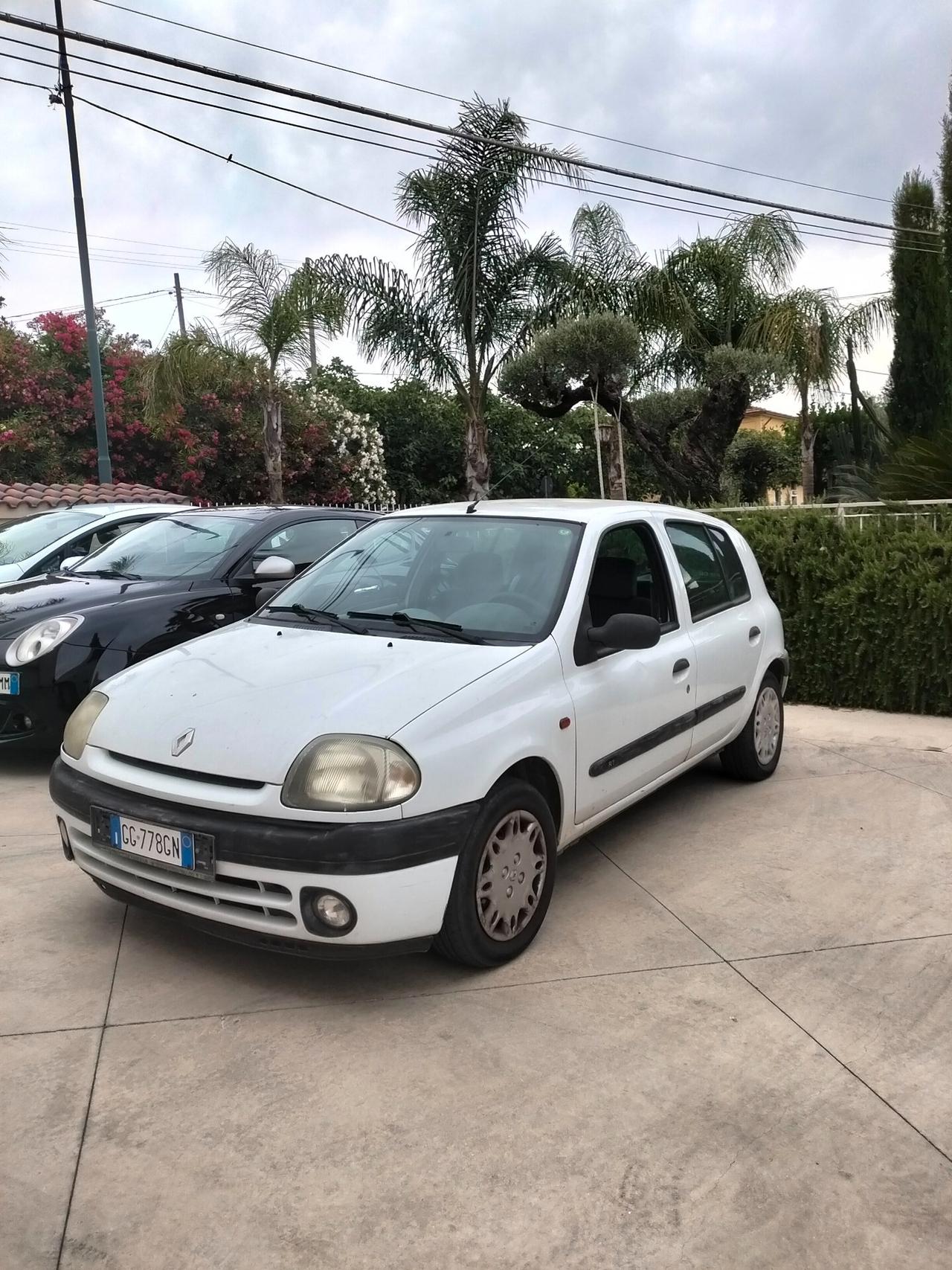 Renault Clio 1.2 cat 5 porte RT