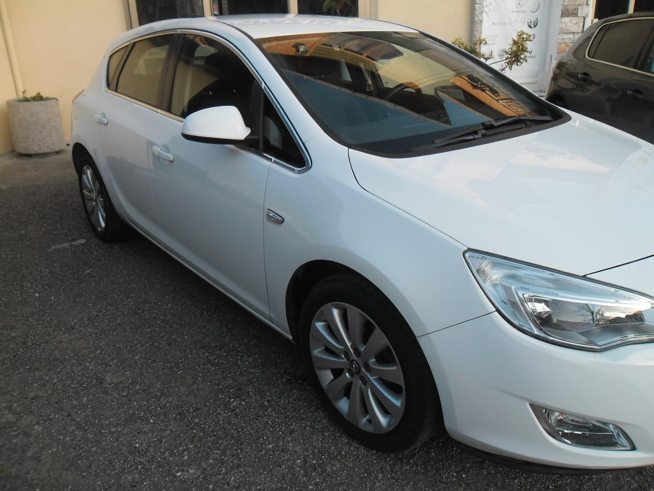 Opel Astra 1.4 100CV 5 porte Elective