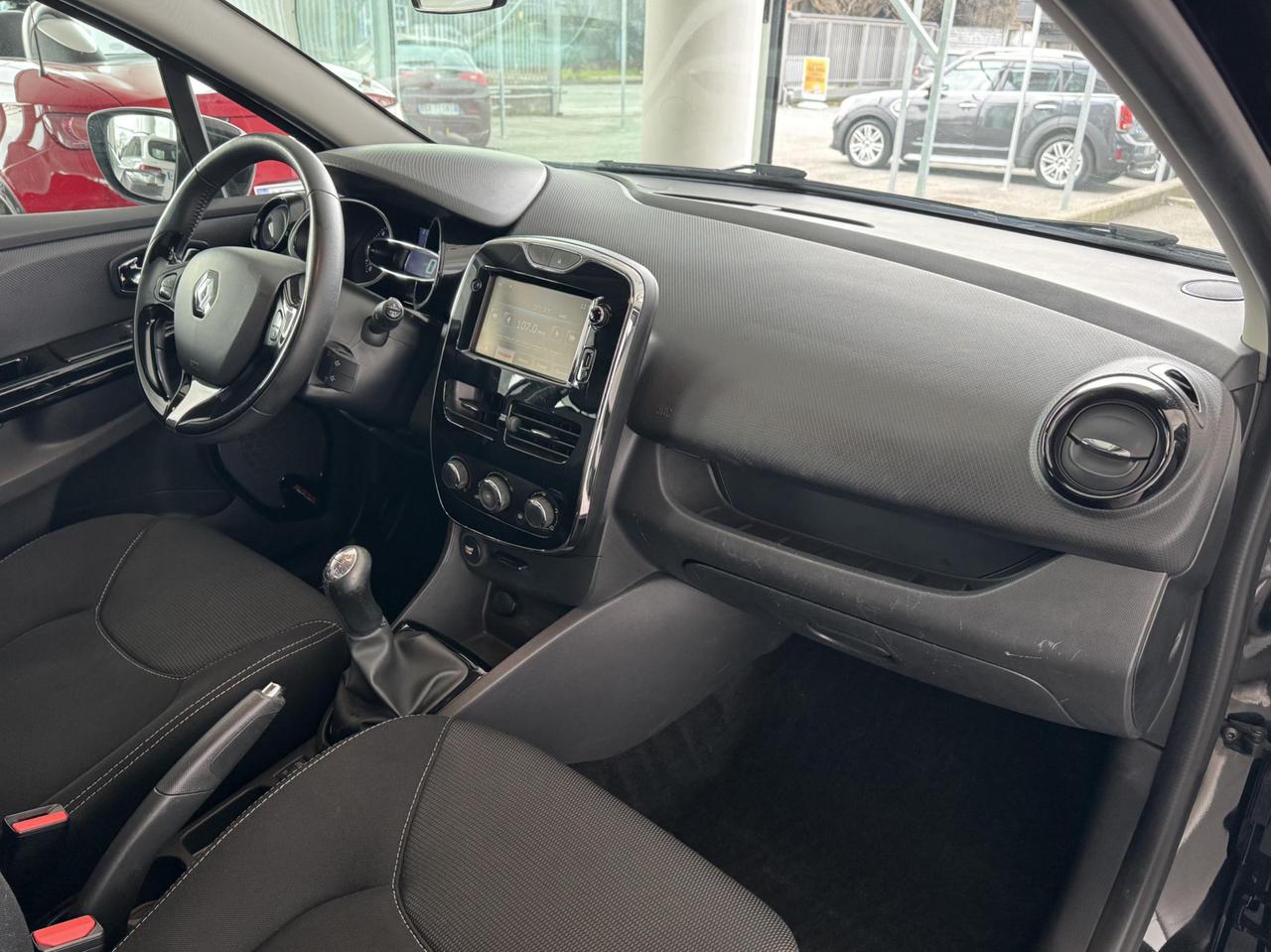 Renault Clio Clio 5p 1.2 75cv Expression